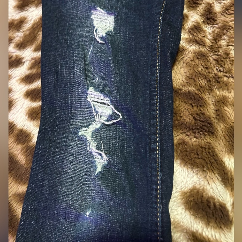 Women's Distressed Hollister Blue Jeans - Picture 3 of 9